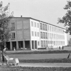 die Schule im Jahre 1963, Foto: dresden.de